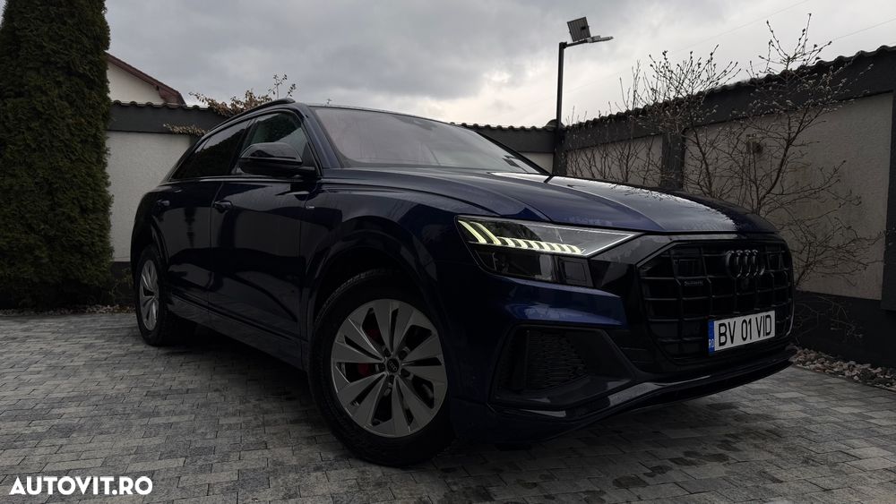 Audi Q8 - 1