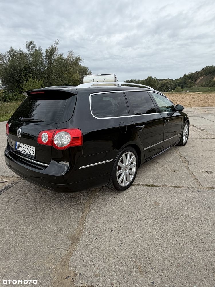 Volkswagen Passat - 4