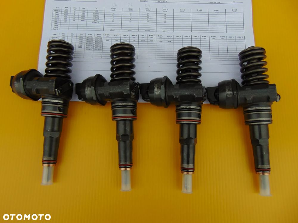 Pompowtryski 1,9TDI AVQ BKC BXE 038130073AQ 0414720213 Komplet - 1