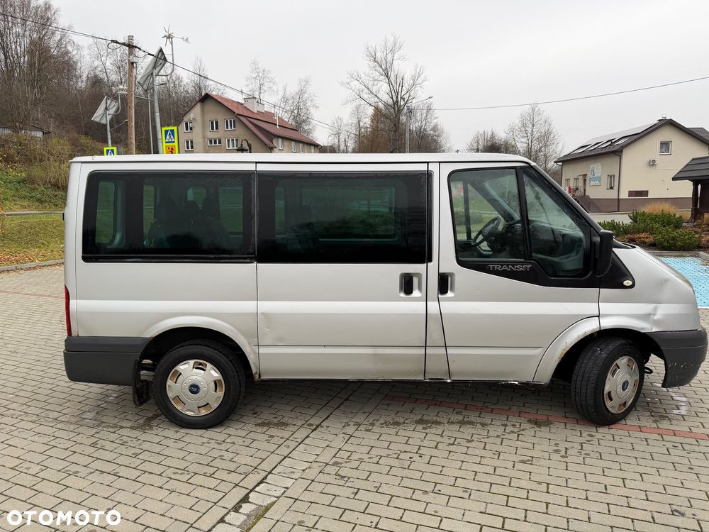 Ford Transit - 4