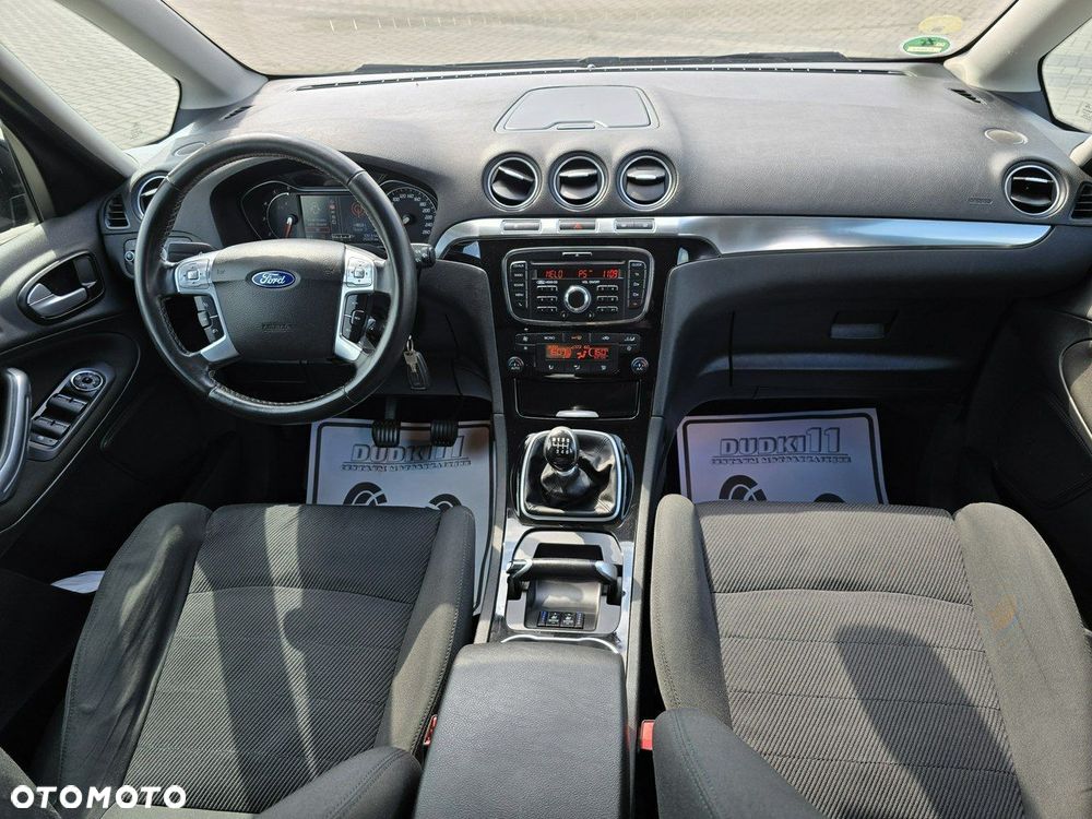 Ford Galaxy - 26