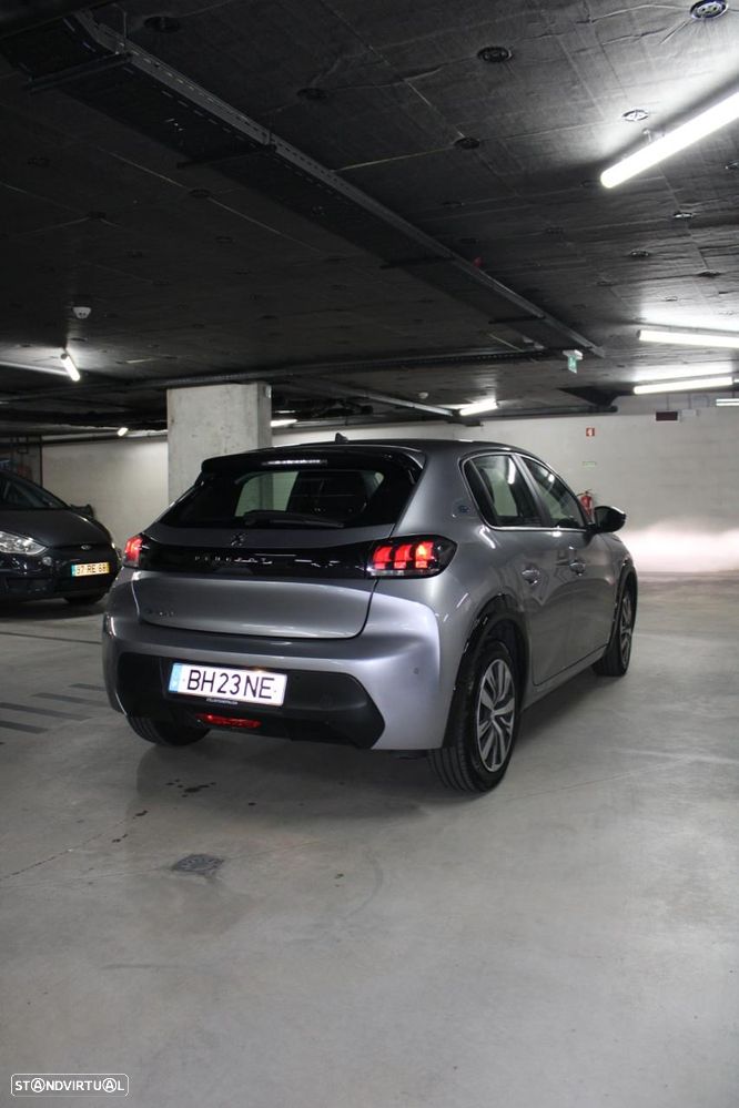 Peugeot e-208 - 6