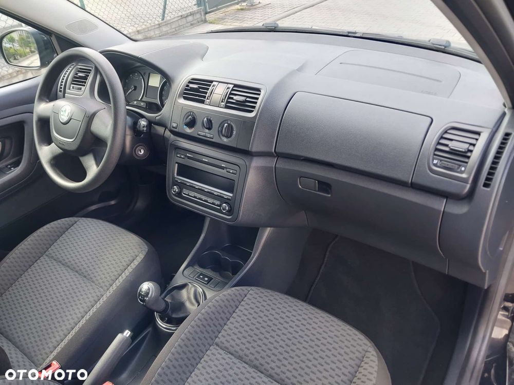 Skoda Fabia 1.2 HTP Ambition - 16
