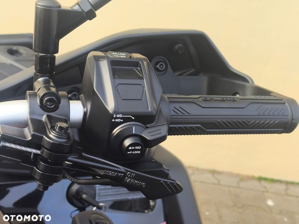 CFMoto CForce - 8