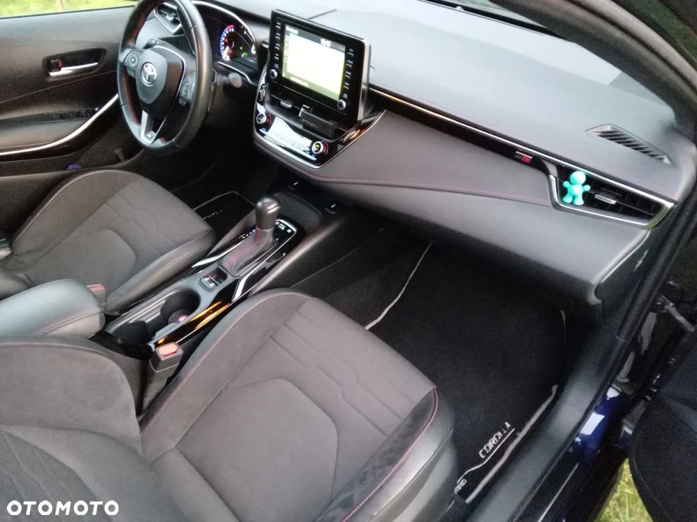 Toyota Corolla 2.0 Hybrid GR Sport - 11