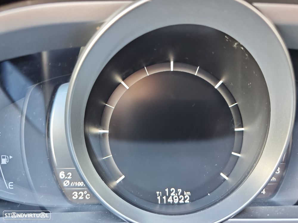 Volvo V40 2.0 D2 R-Design - 45