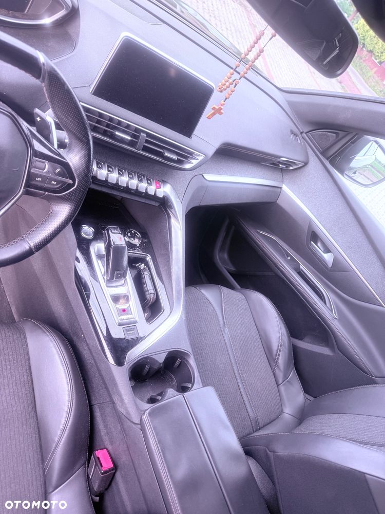Peugeot 5008 - 21