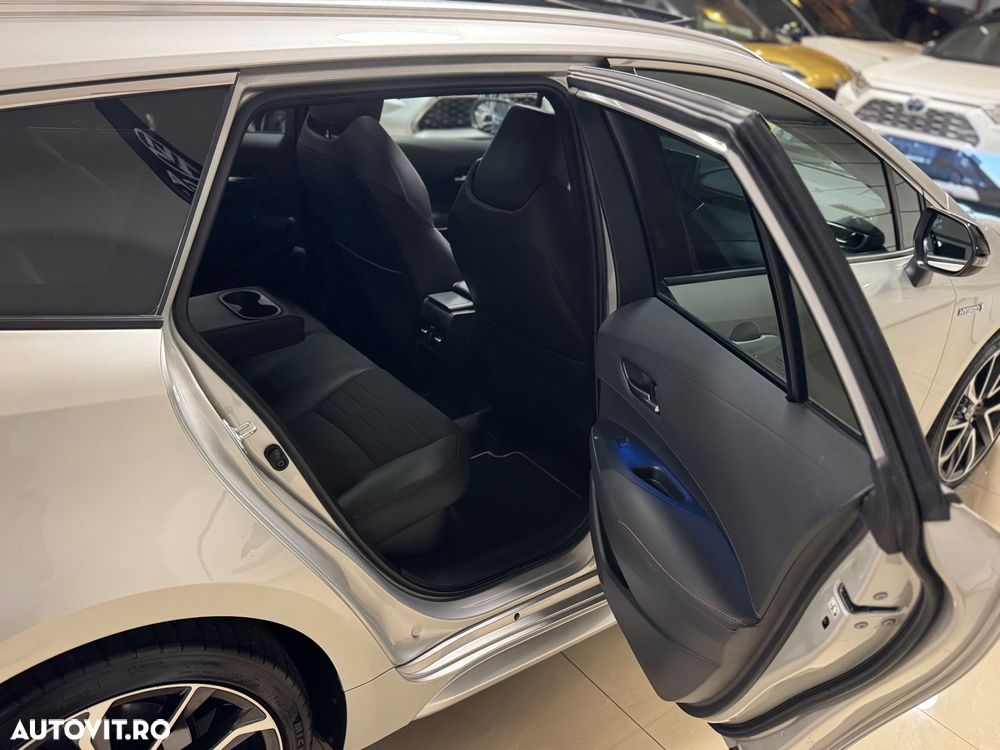 Toyota Corolla - 10