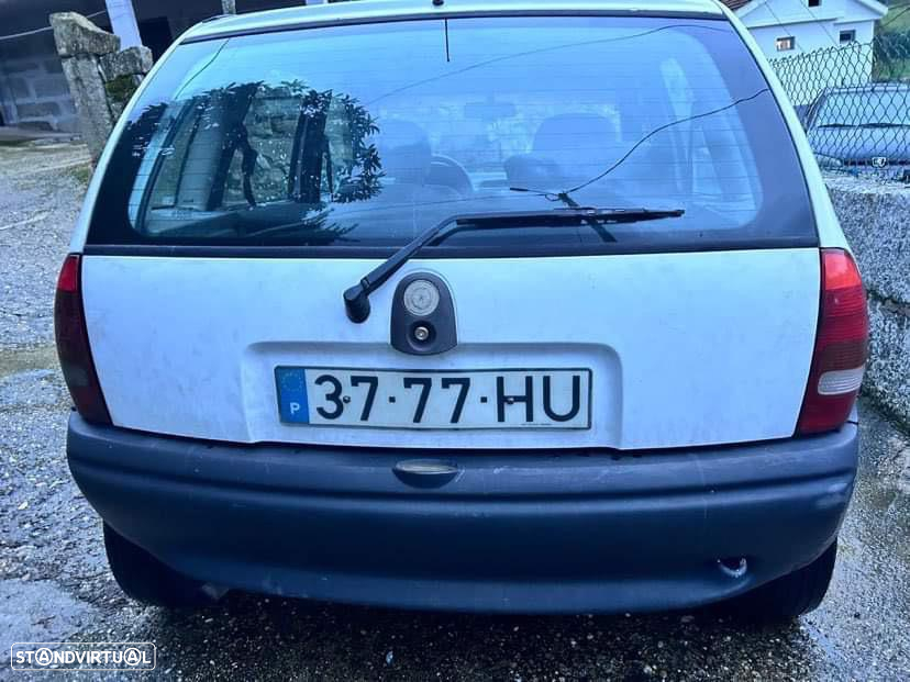 Opel Corsa 1.5 TD - 2