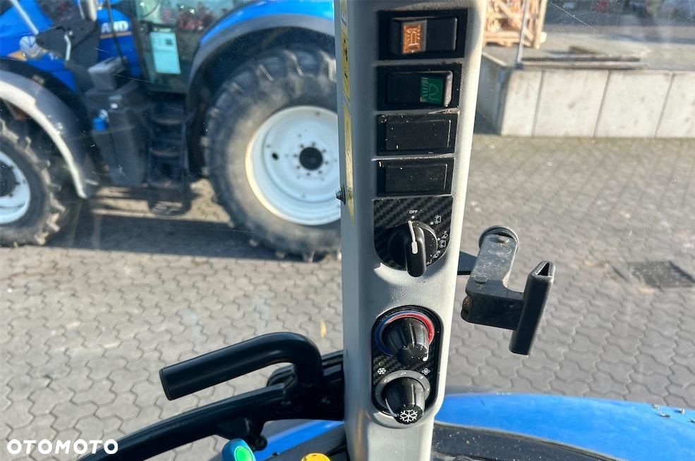 New Holland New Holland T4 95 , ROK 2015 + TUR - 9