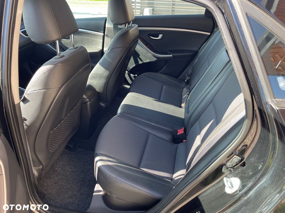 Hyundai i30 1.4 Premium - 8