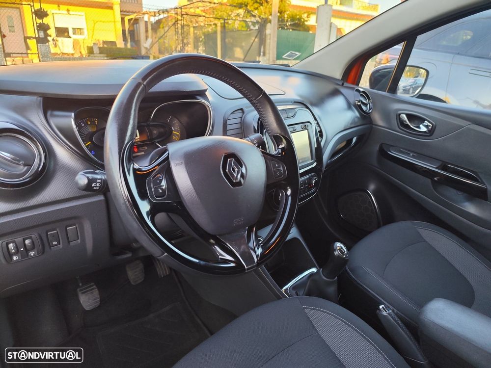 Renault Captur 0.9 TCE Exclusive - 22