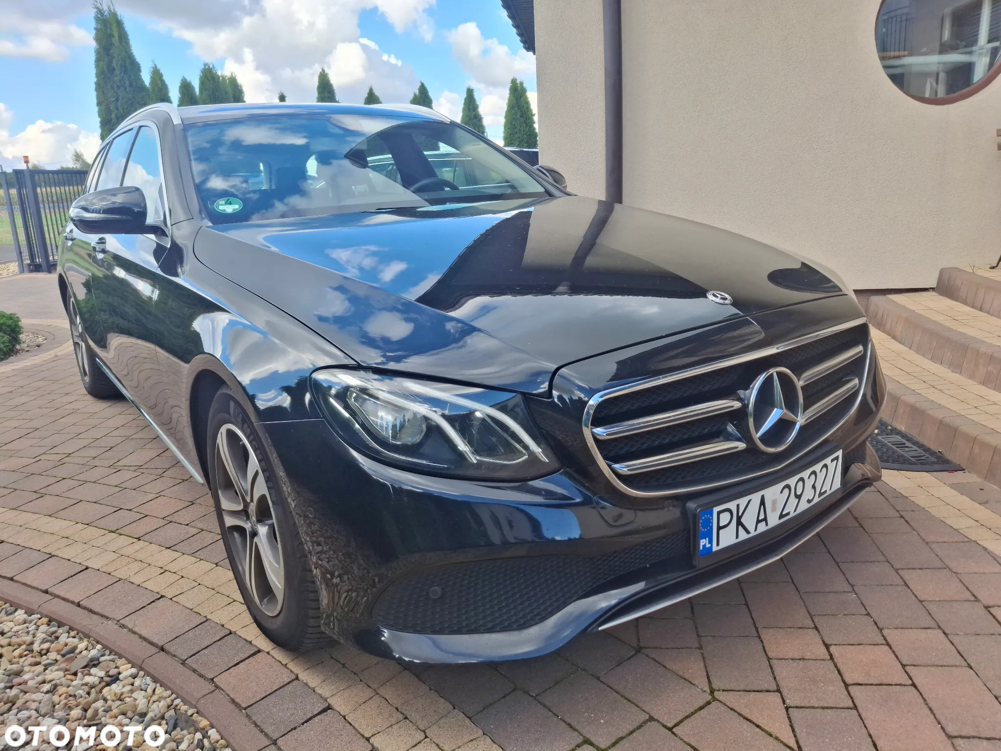 Mercedes-Benz Klasa E 220 d 9G-TRONIC - 5
