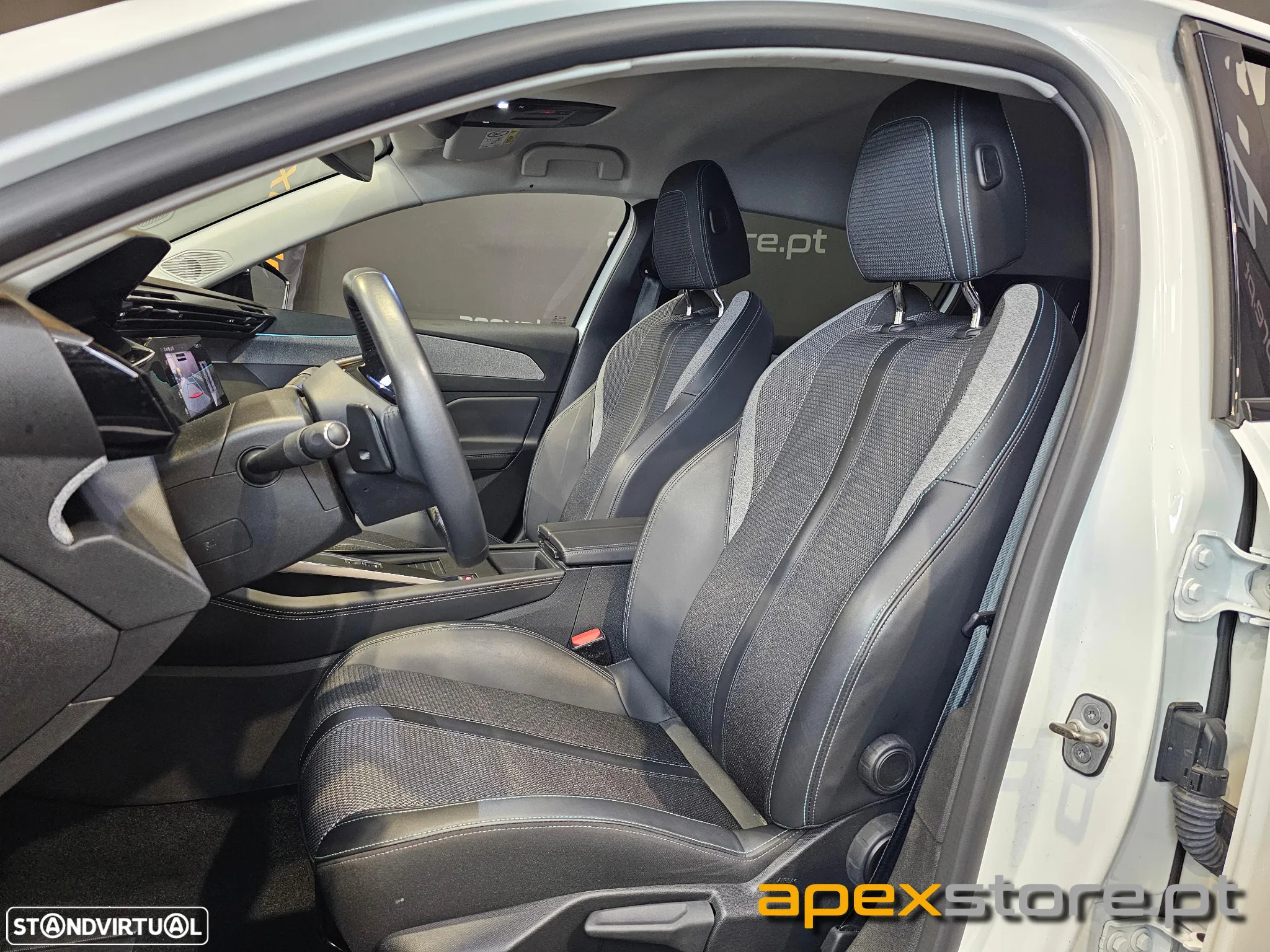 Peugeot 308 1.2 PureTech Allure EAT8 - 11