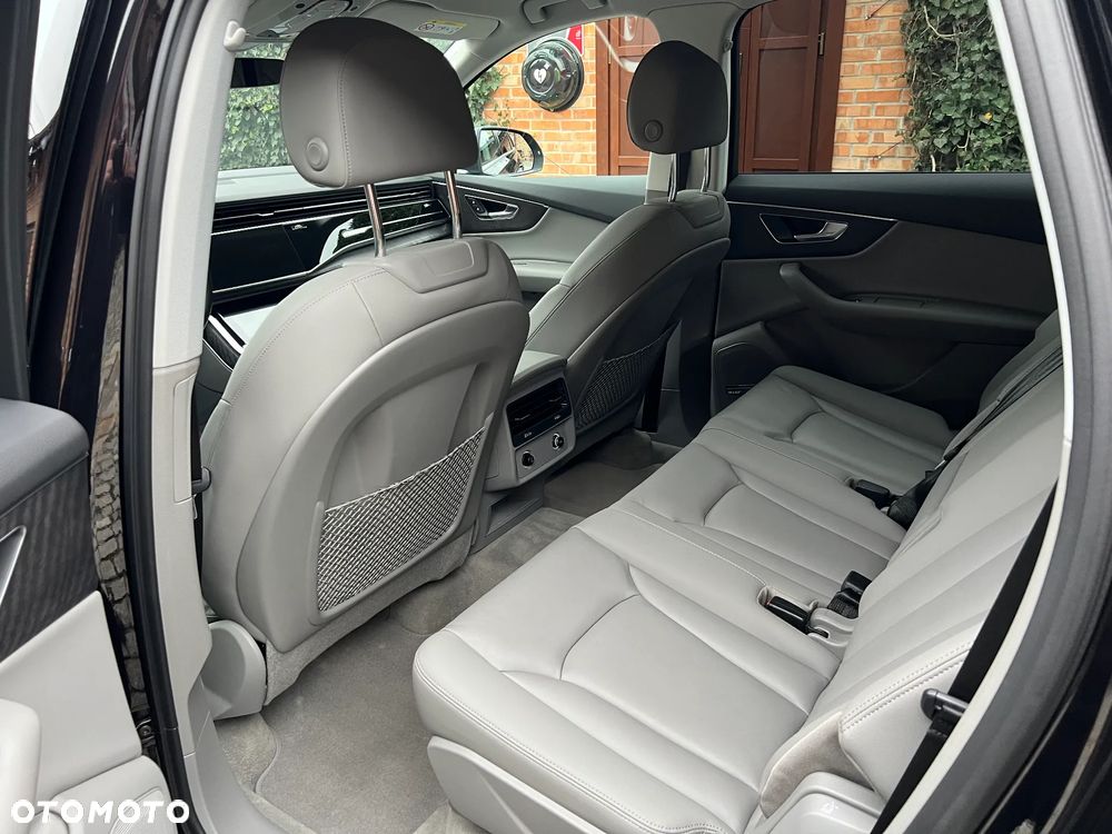 Audi Q7 - 23
