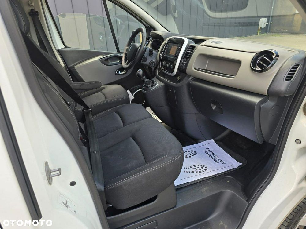 Renault Trafic - 22