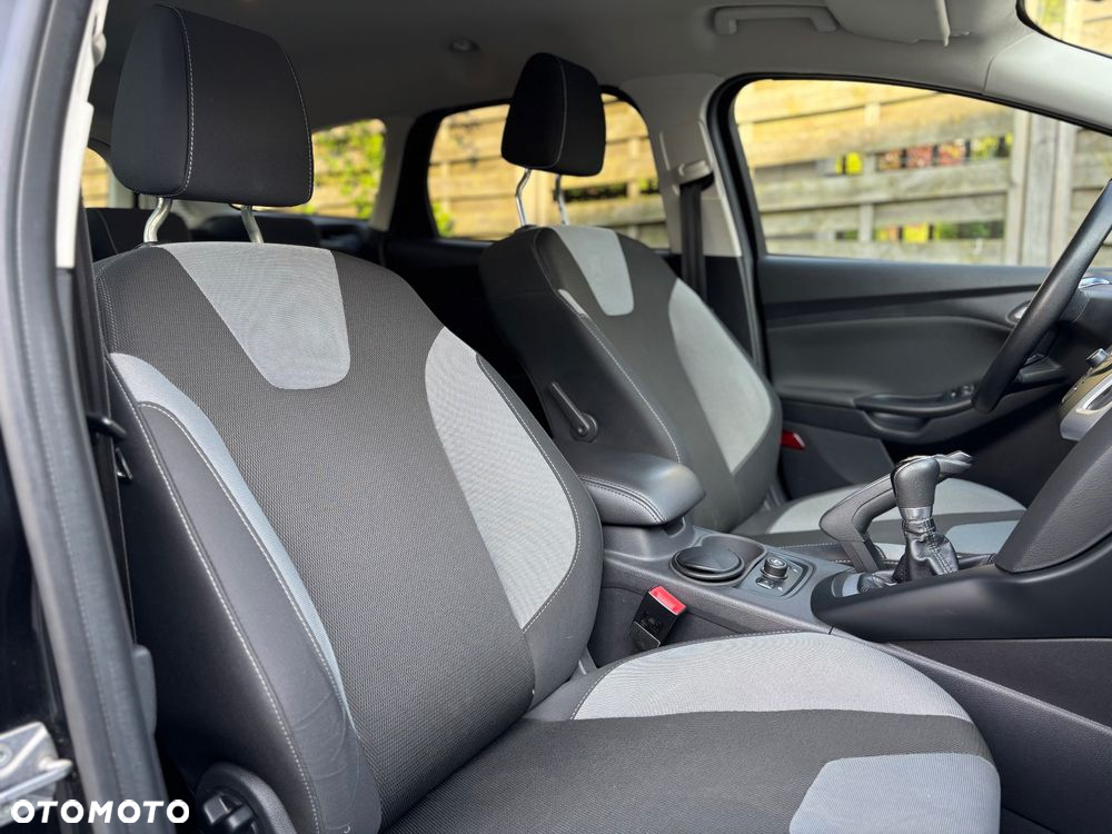 Ford Focus 1.0 EcoBoost Start-Stopp-System Champions Edition - 24