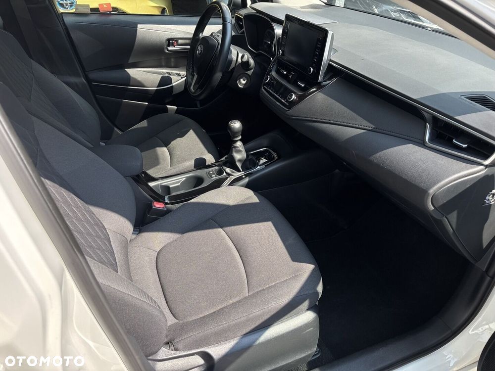Toyota Corolla - 15