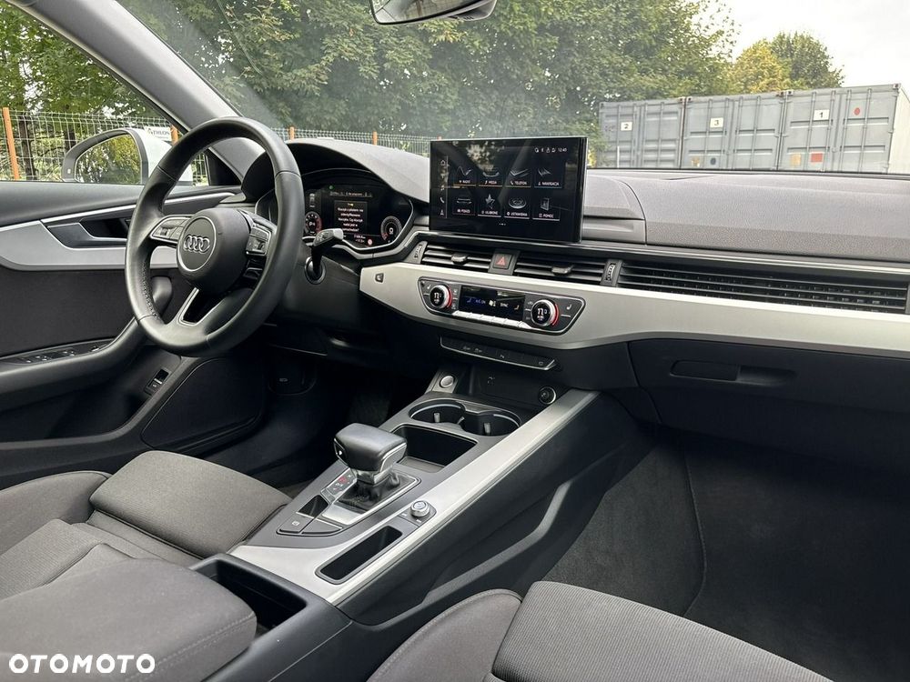 Audi A4 Limousine 35 TFSI mHEV Advanced S tronic - 14