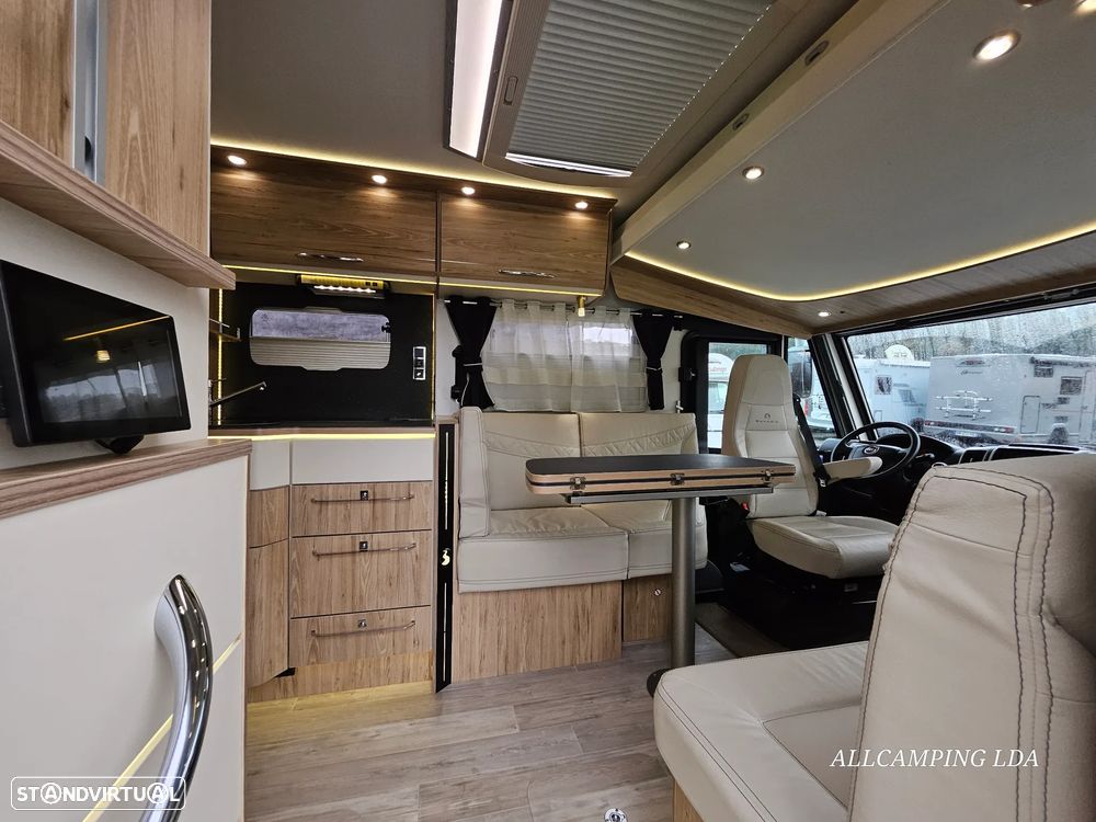 Bavaria Class I 740 CAMA CENTRAL/BASCULANTE - 52