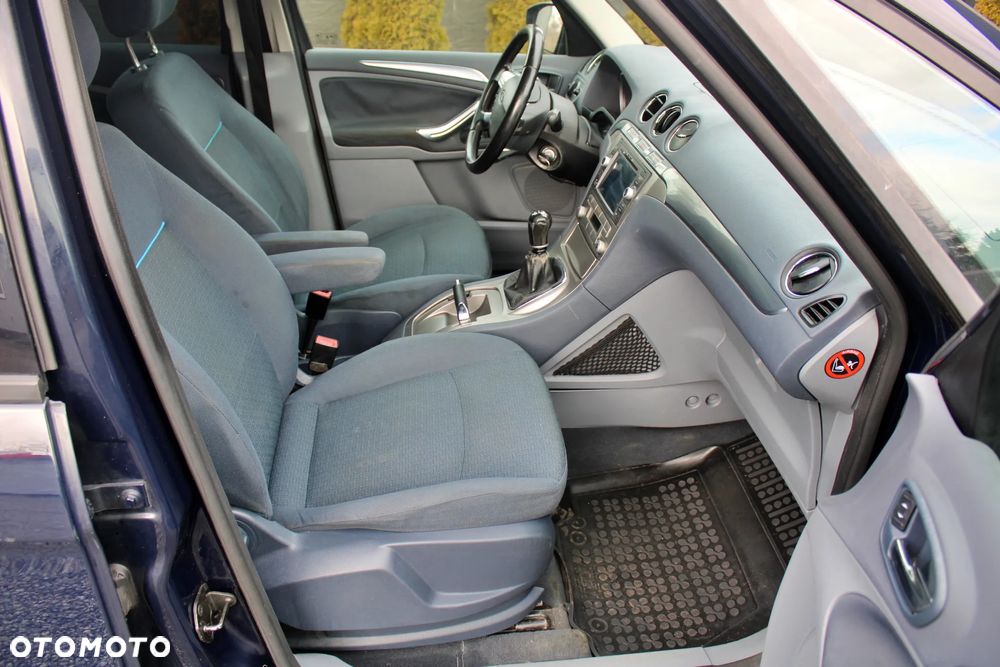 Ford Galaxy 2.0 Viva - 18