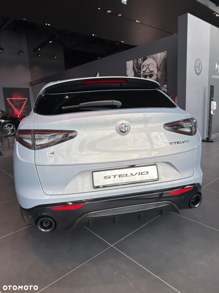 Alfa Romeo Stelvio 2.2 JTDM Sprint Q4 - 8