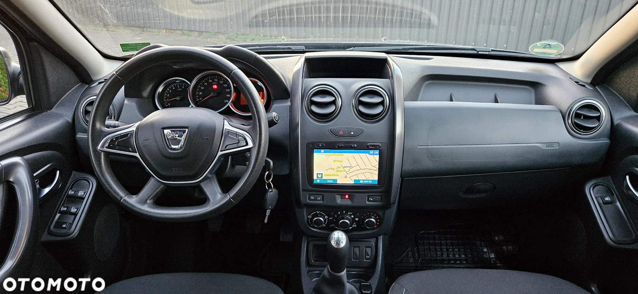 Dacia Duster SCe 115 4x2 Laureate - 5
