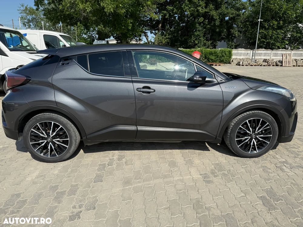 Toyota C-HR - 7