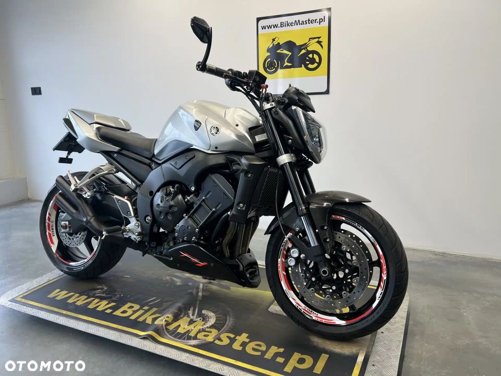 Yamaha FZ - 3