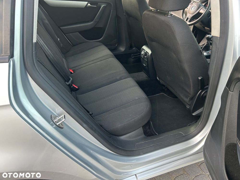 Volkswagen Passat Variant - 15