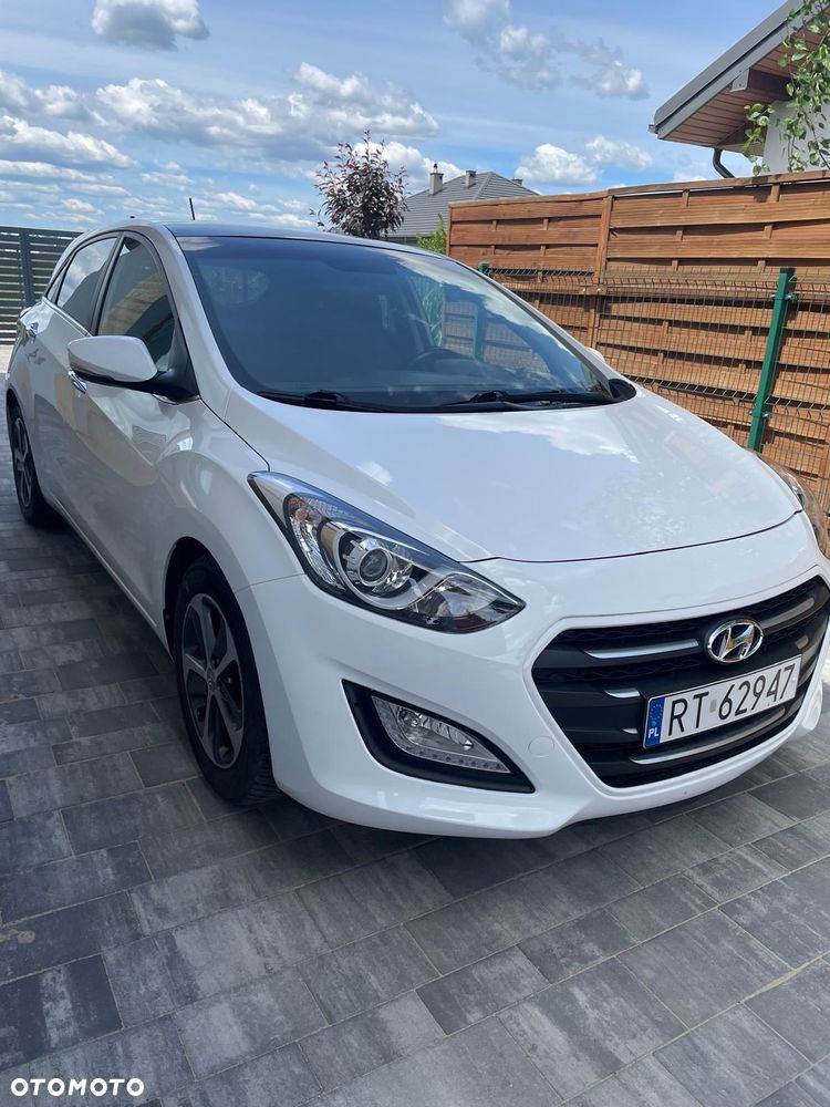 Hyundai i30 1.6 CRDi BlueDrive Comfort - 1