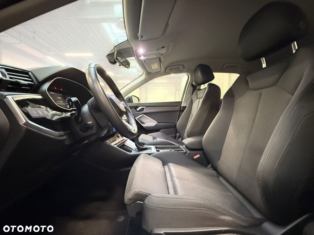 Audi Q3 35 TFSI mHEV S-Line S tronic - 22