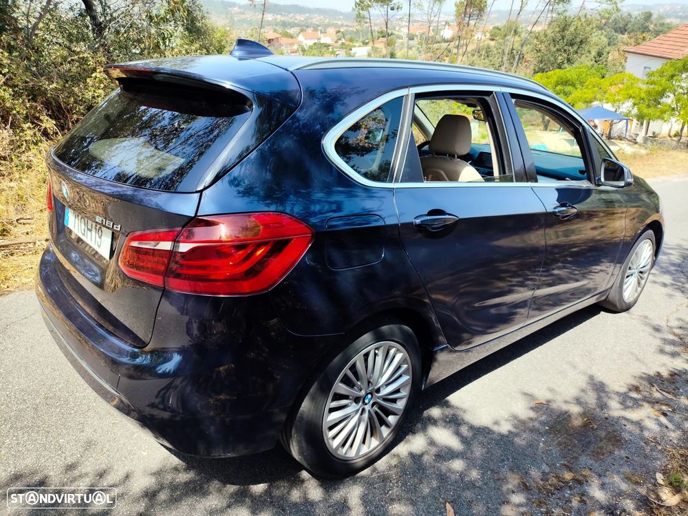 BMW 218 Active Tourer d Line Luxury - 10