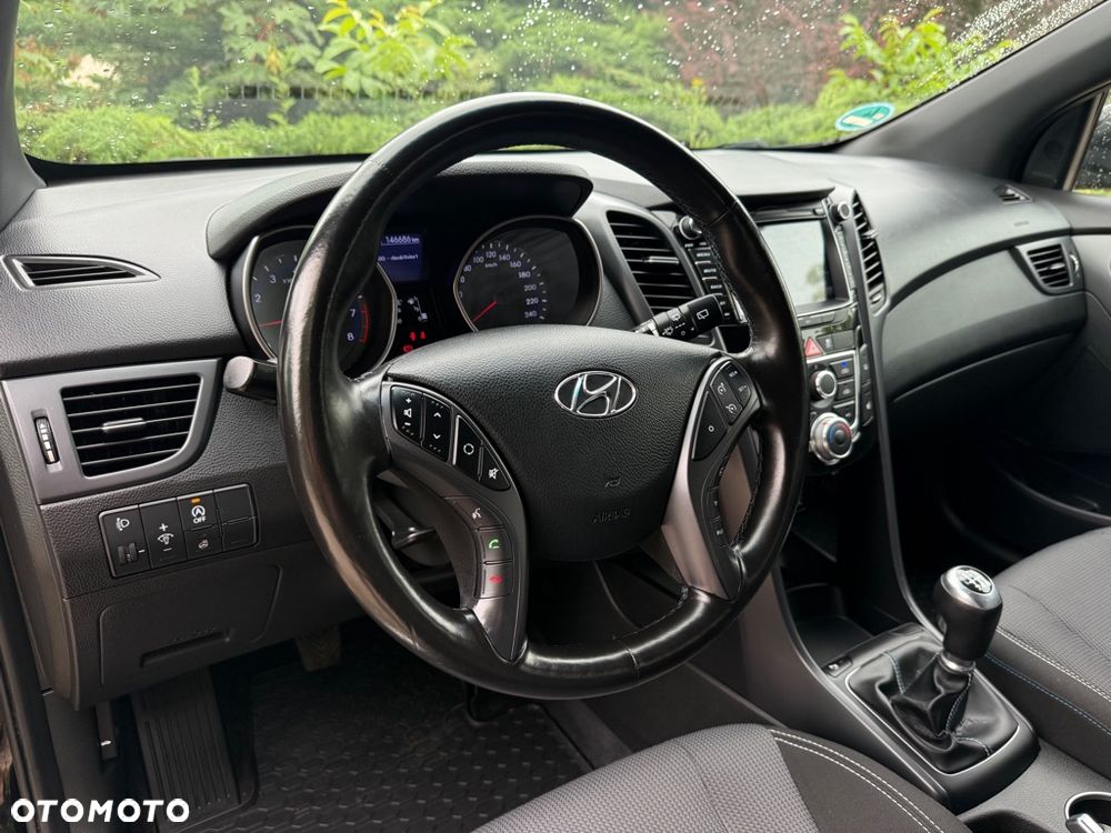 Hyundai i30 1.4 Premium - 6