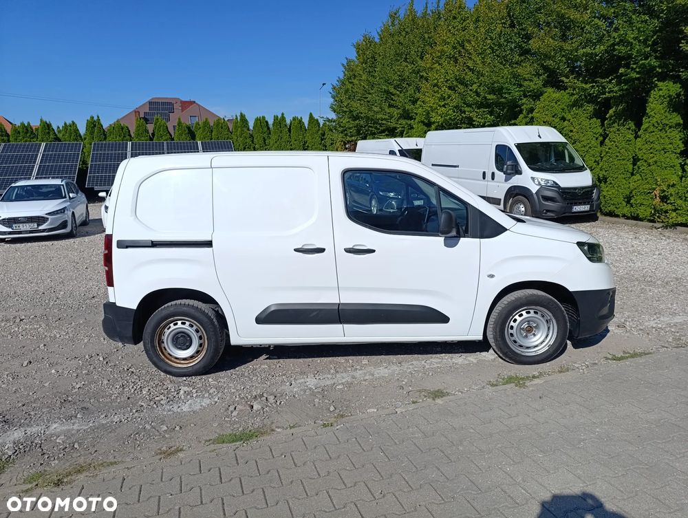 Toyota Proace City Furgon 2.3T - 7