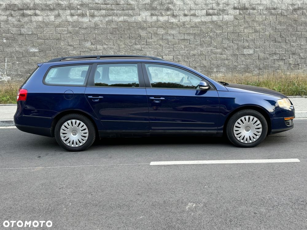 Volkswagen Passat - 14