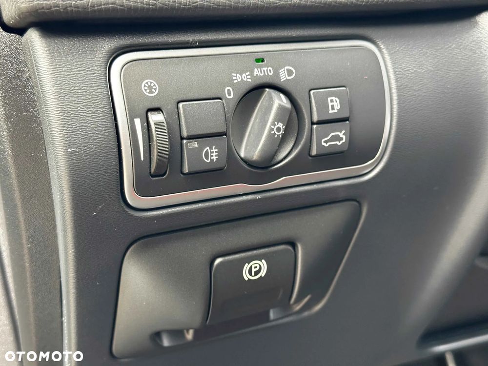 Volvo XC 60 D4 Momentum - 24