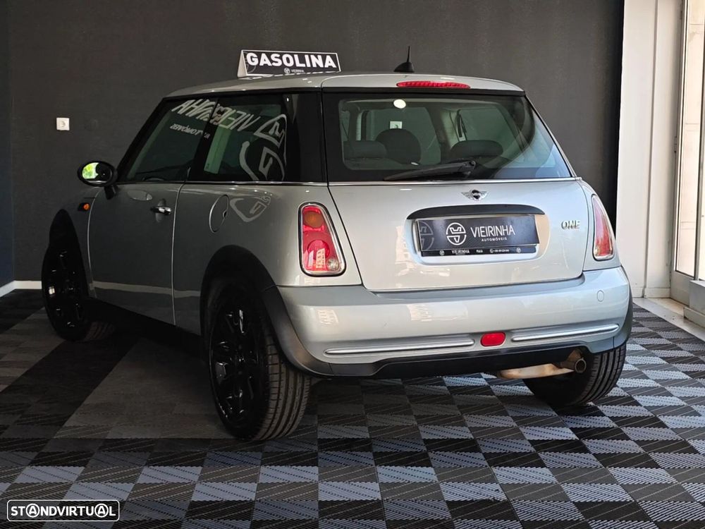 MINI 3 Portas - 20
