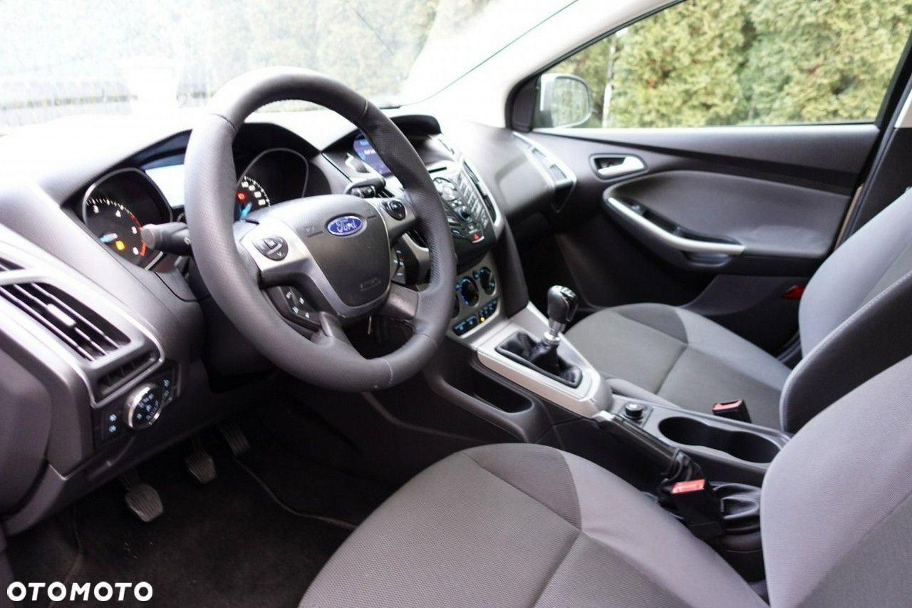 Ford Focus - 11