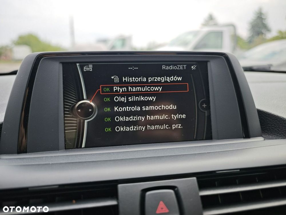 BMW Seria 1 - 21