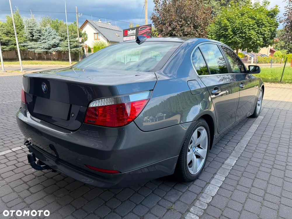 BMW Seria 5 525i - 7