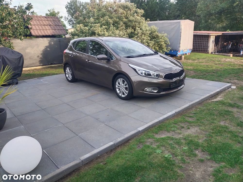 Kia Ceed 1.6 GDI DCT Spirit - 16