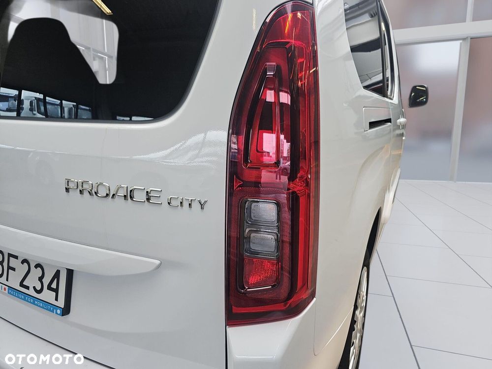 Toyota Proace City Verso Long 1.5 D-4D Business - 29