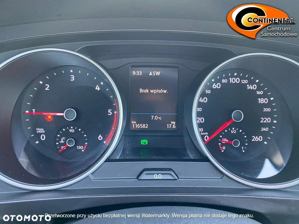 Volkswagen Tiguan - 17