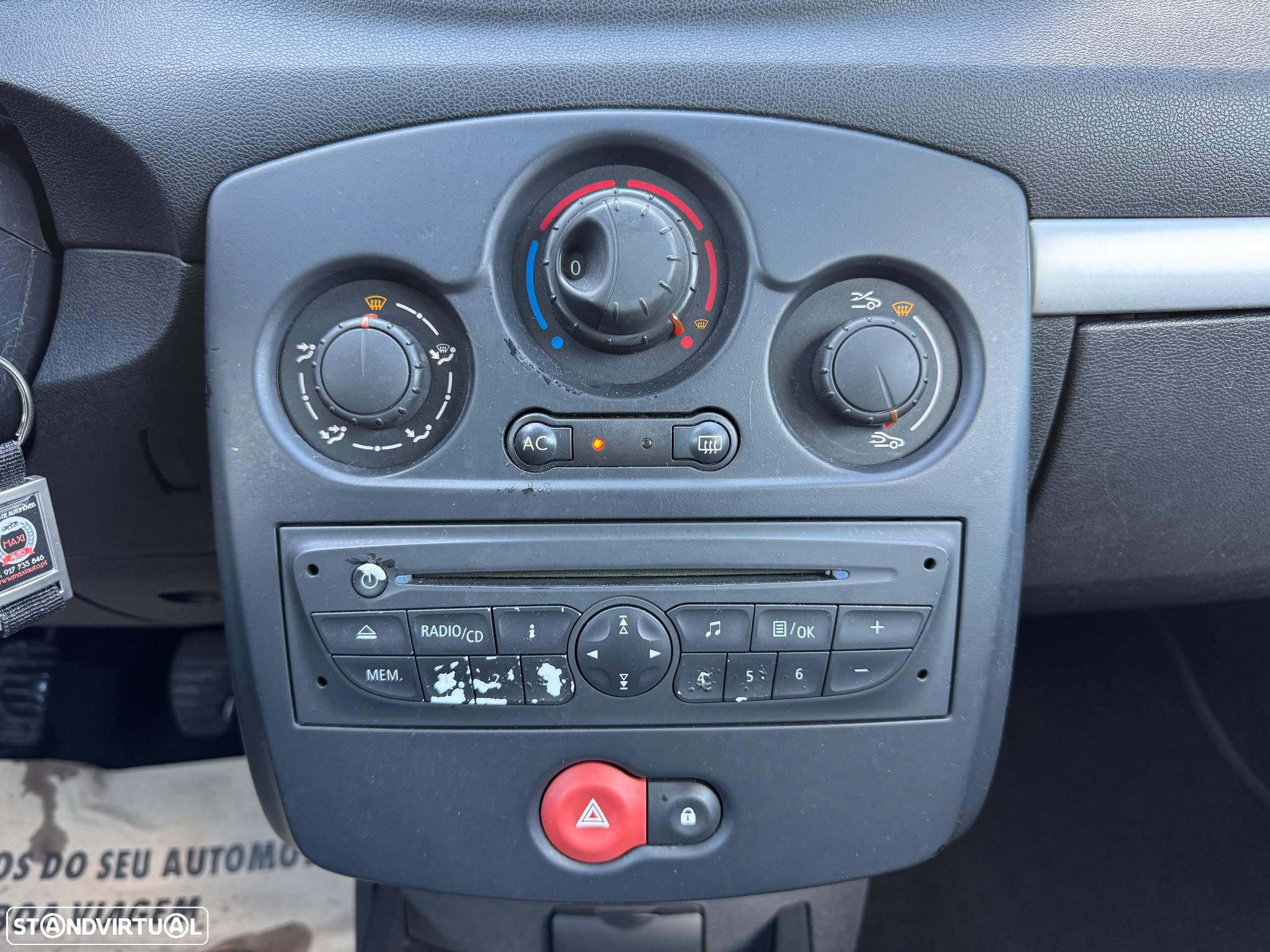 Renault Clio 1.2 TCE GT J15 - 16