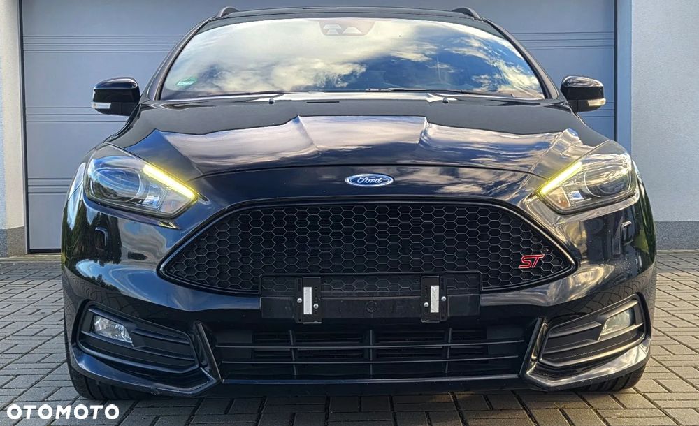 Ford Focus ST2 - 8
