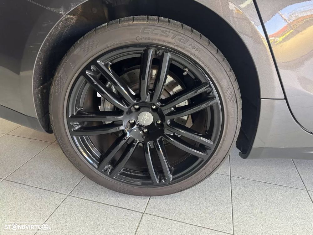 Maserati Ghibli 3.0 V6 - 11