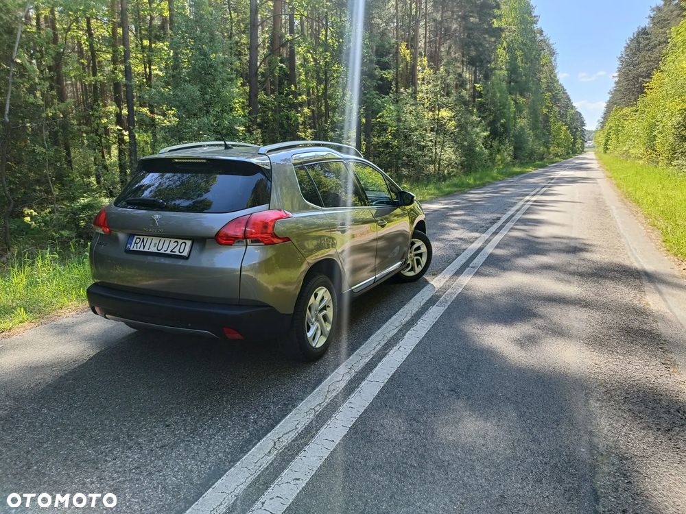 Peugeot 2008 1.6 VTi Allure - 19