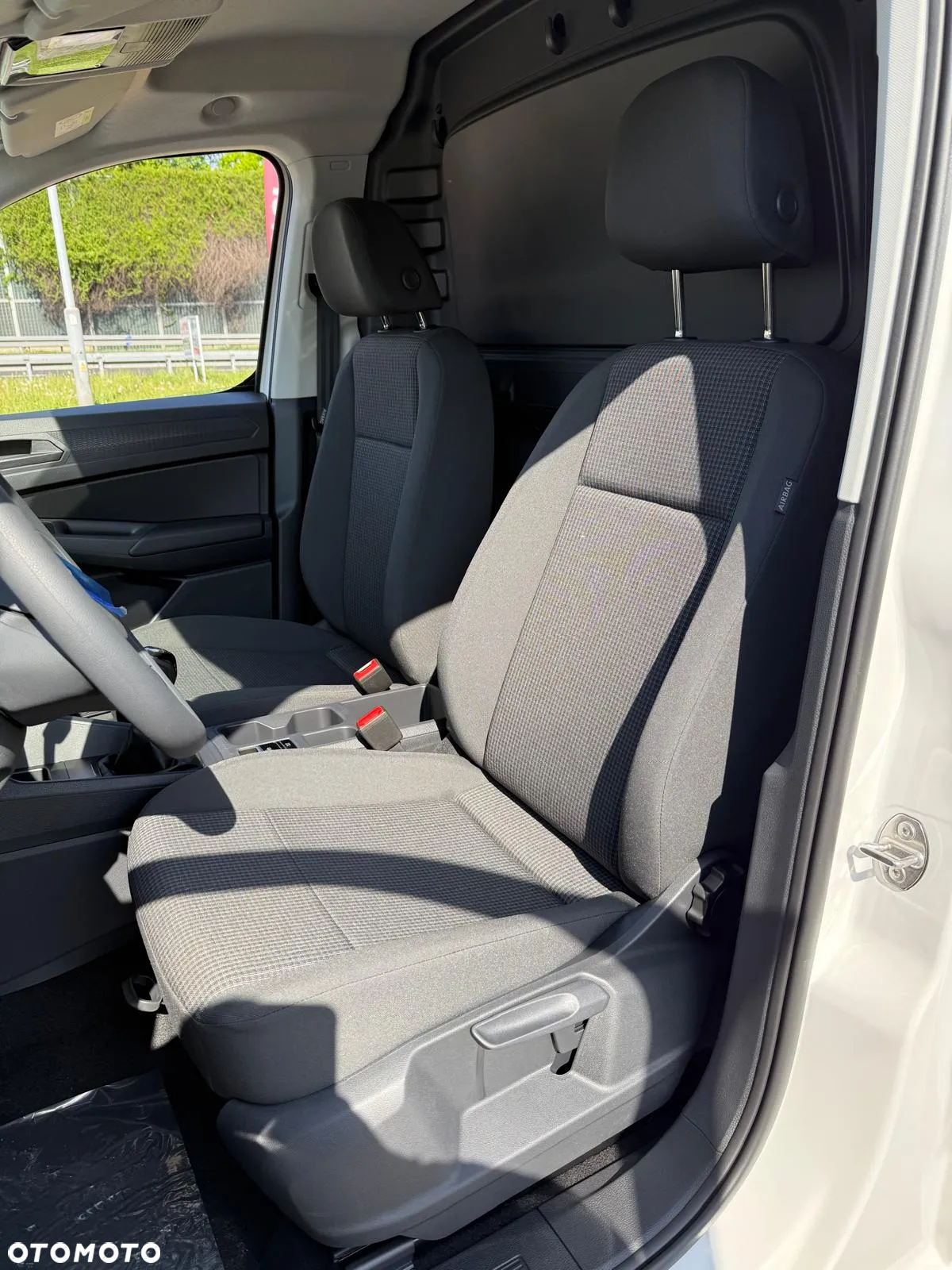 Volkswagen Caddy - 13