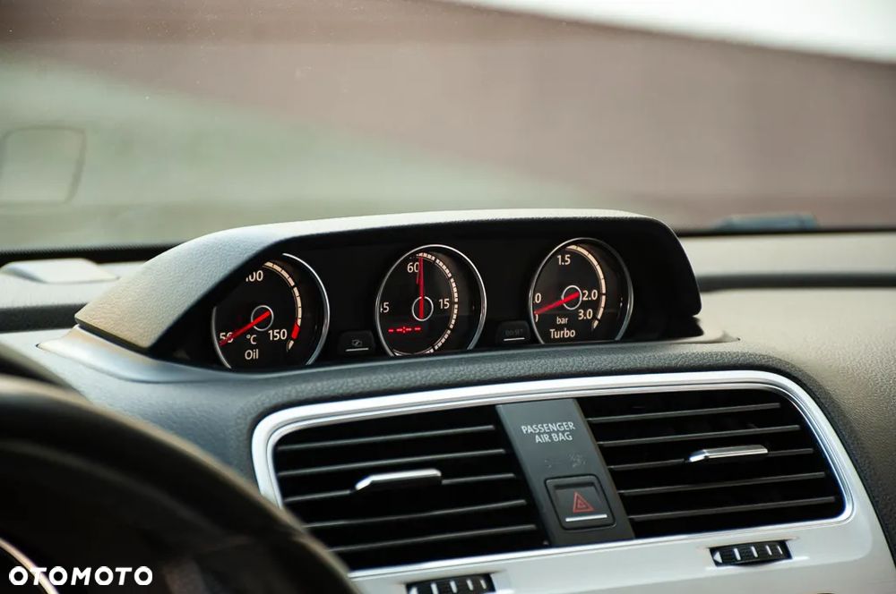 Volkswagen Scirocco 2.0 TSI (BlueMotion Technology) DSG - 34